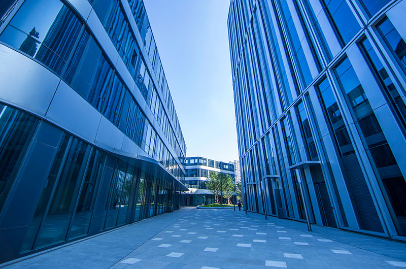 廣州岳信試驗設備有限公司是一家集研發(fā)、生產(chǎn)、銷(xiāo)售為一體的科技型企業(yè)，公司專(zhuān)業(yè)生產(chǎn)滴水試驗箱、淋雨試驗箱等IPX防水試驗設備。自創(chuàng  )立以來(lái)，公司堅持“以新品拓展市場(chǎng)，以質(zhì)量保證市場(chǎng)，以服務(wù)贏(yíng)得市場(chǎng)”，憑借雄厚的技術(shù)力量，利用先進(jìn)的生產(chǎn)設備和檢測設備，使“岳信”品牌的產(chǎn)品廣泛應用于航空航天、汽車(chē)制造、造船、塑料、電子電工、通信技術(shù)、五金機械、儀器儀表、石油儀表、石油化工等領(lǐng)域。實(shí)干贏(yíng)取未來(lái)，創(chuàng  )新成就夢(mèng)想：廣州岳信將堅持專(zhuān)業(yè)化的發(fā)展道路，求真務(wù)實(shí)，開(kāi)拓創(chuàng  )新，以“專(zhuān)業(yè)締造非凡品質(zhì)，成就中國民族品牌”為目標，為“中國夢(mèng)”貢獻更多的力量。熱忱歡迎各界朋友前來(lái)參觀(guān)、考察！